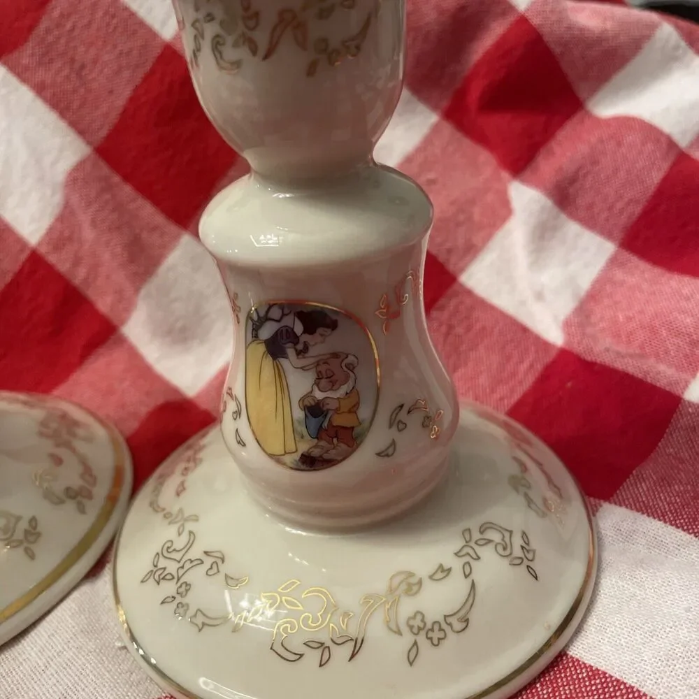 Lenox Disney Fine China 24k Gold “Snow White”Candlesticks Set of 2 5” Tall
